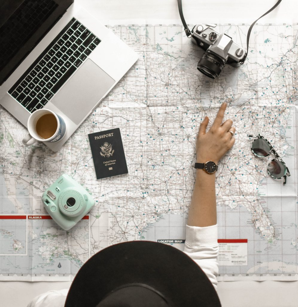 4 Tips for Managing Your Business While Traveling
